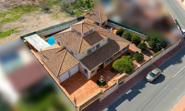 Revente - Villa Individuelle -
Torrevieja - El chaparral