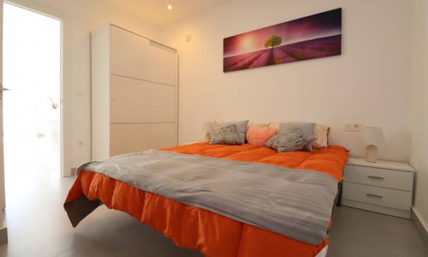 Återförsäljning - Radhus -
Torrevieja - San Luis