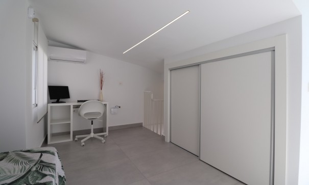 Återförsäljning - Radhus -
Torrevieja - San Luis