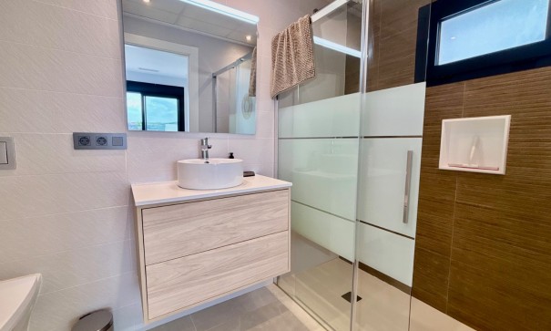 Venta - Chalet Independiente -
Benijofar - Benijofar - Village