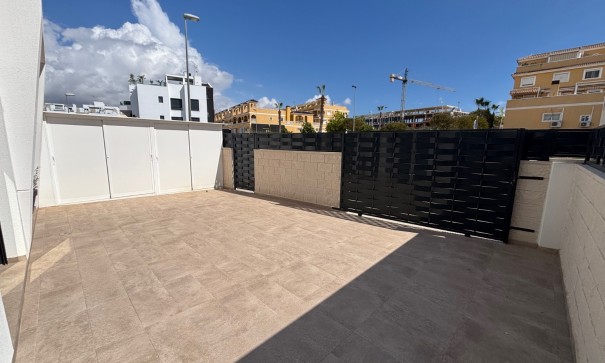 Venta - Chalet Independiente -
Benijofar - Benijofar - Village