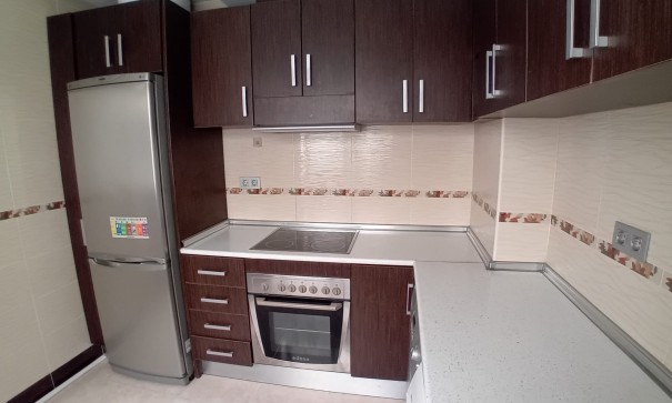 Återförsäljning - Lägenhet lägenhet -
Benijofar