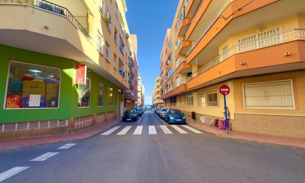 Återförsäljning - Lägenhet lägenhet -
Torrevieja - Centro