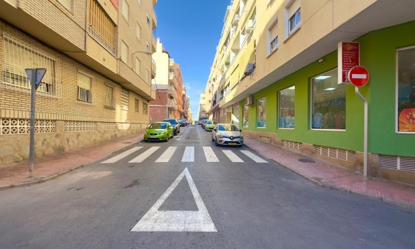 Återförsäljning - Lägenhet lägenhet -
Torrevieja - Centro