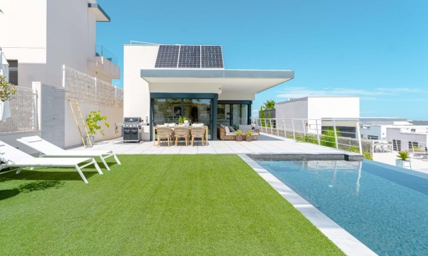 Resale - Freistehende Villa -
San Miguel de Salinas