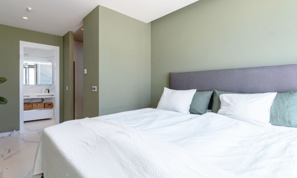 Resale - Freistehende Villa -
San Miguel de Salinas