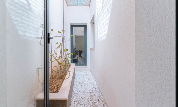 Resale - Freistehende Villa -
San Miguel de Salinas