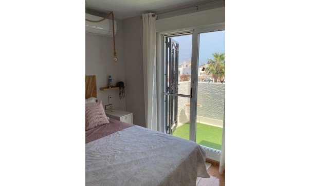 Resale - Stadthaus -
Orihuela Costa - Los Altos