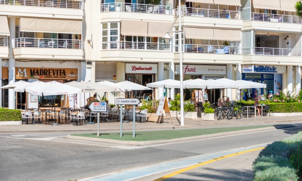 Videresalg - Lejlighed lejlighed -
Altea