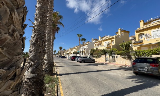 Sale - Town house -
Rojales - Campo De Golf La Marquesa