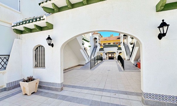 Sale - Apartment Flat -
Torrevieja - La Mata