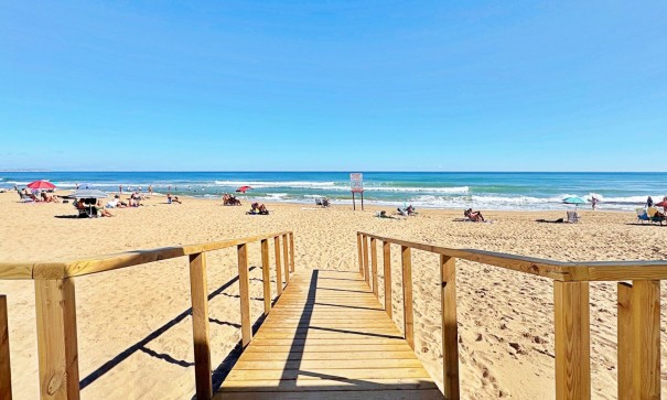 Sale - Apartment Flat -
Torrevieja - La Mata