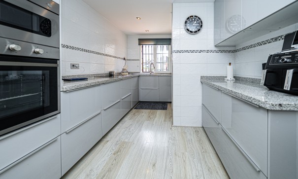 Venta - Chalet Independiente -
Playa Flamenca - Montilla