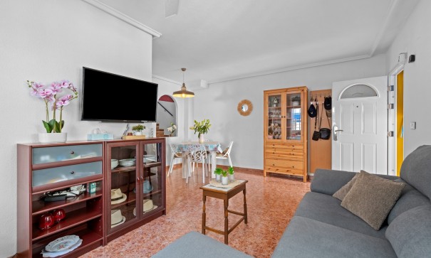 Återförsäljning - Radhus -
Torrevieja - Habaneras