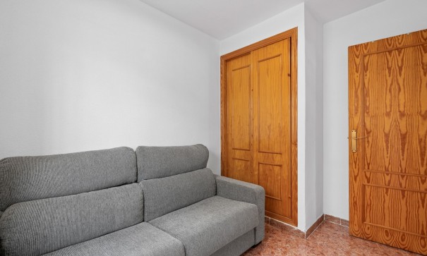 Återförsäljning - Radhus -
Torrevieja - Habaneras