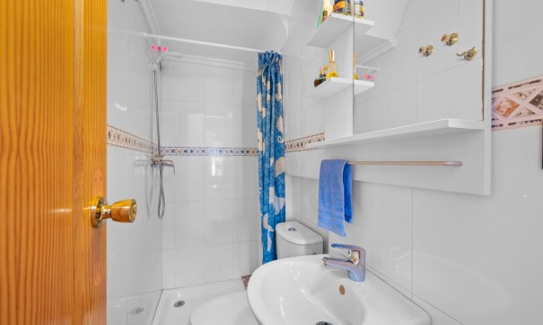 Återförsäljning - Radhus -
Torrevieja - Habaneras