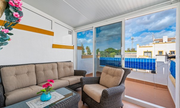 Återförsäljning - Radhus -
Torrevieja - Habaneras