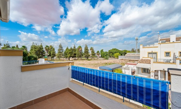 Återförsäljning - Radhus -
Torrevieja - Habaneras