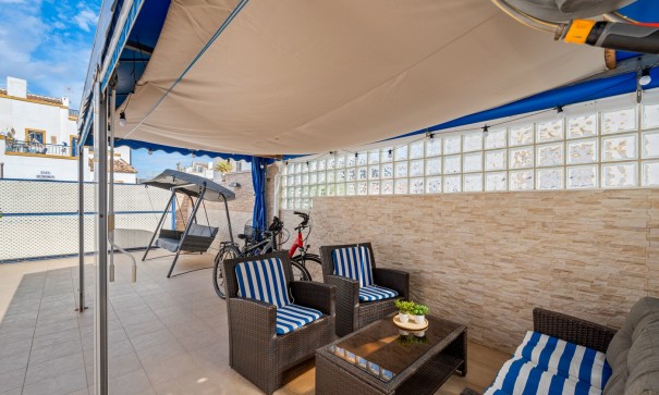 Återförsäljning - Radhus -
Torrevieja - Habaneras