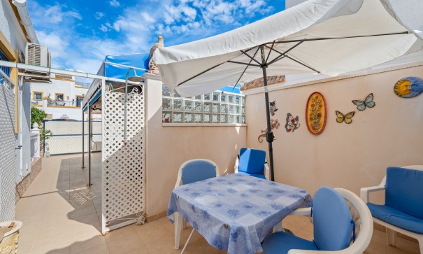 Återförsäljning - Radhus -
Torrevieja - Habaneras