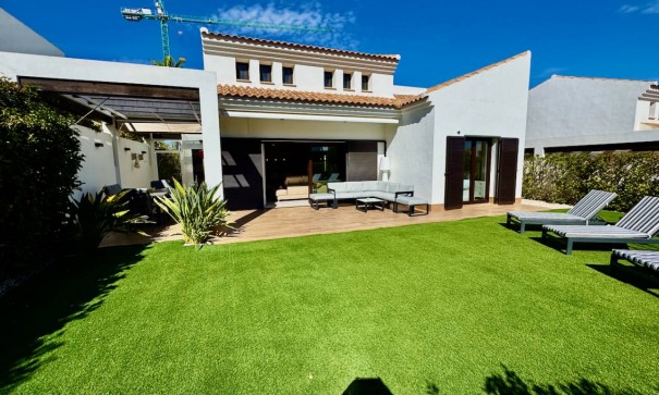 Sale - Detached Villa -
Algorfa - La Finca Golf Resort