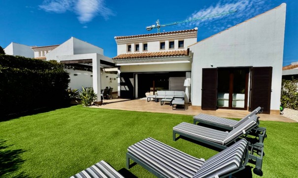 Sale - Detached Villa -
Algorfa - La Finca Golf Resort