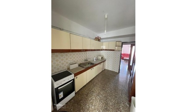 Revente - Appartement -
Pinoso - Pinoso Alicante