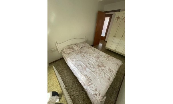 Revente - Appartement -
Pinoso - Pinoso Alicante