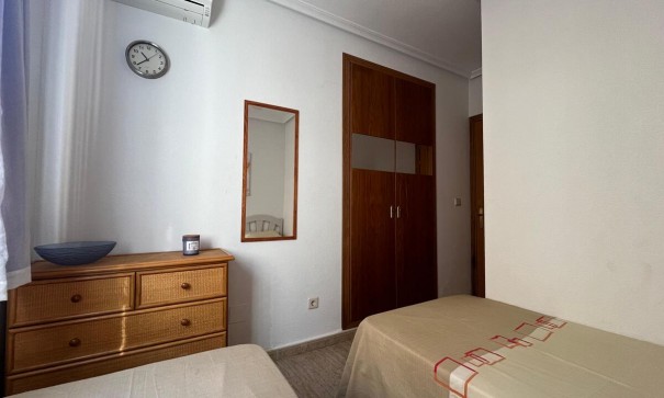 Sale - Town house -
Algorfa