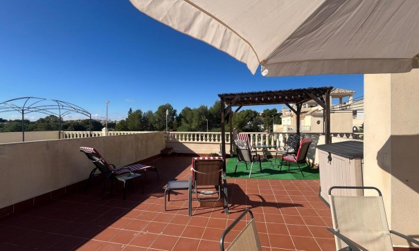 Sale - Town house -
Algorfa