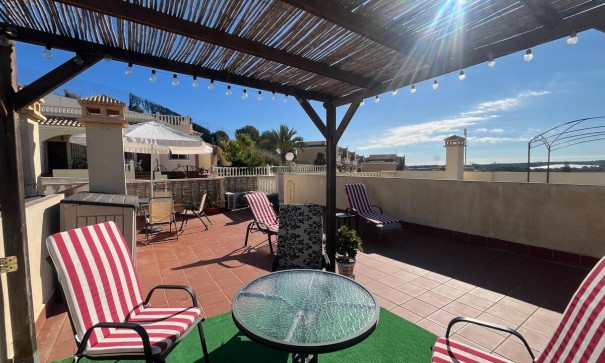 Sale - Town house -
Algorfa