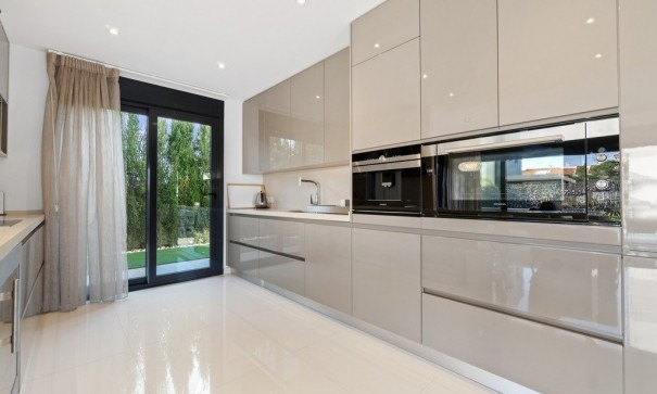 Resale - Freistehende Villa -
Orihuela Costa - Agua Marina