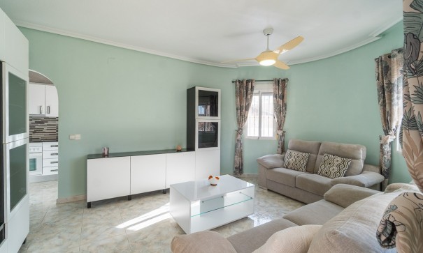 Sale - Town house -
Pilar de la Horadada - Pinar de Campoverde