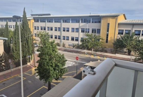 Revente - Appartement -
Torrevieja