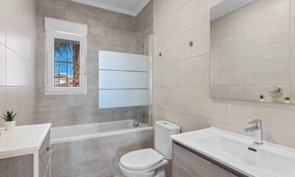 Venta - Chalet Independiente -
Ciudad Quesada - Rojales - Ciudad Quesada