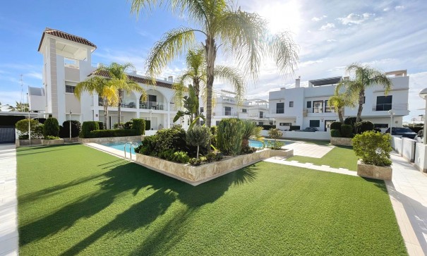 Återförsäljning - Lägenhet lägenhet -
Ciudad Quesada - Rojales - Dona Pepa