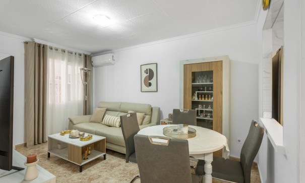 Återförsäljning - Lägenhet lägenhet -
Torrevieja - La Siesta - El Salado - Torreta