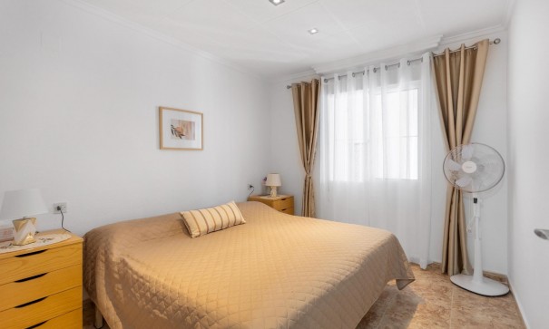 Återförsäljning - Lägenhet lägenhet -
Torrevieja - La Siesta - El Salado - Torreta