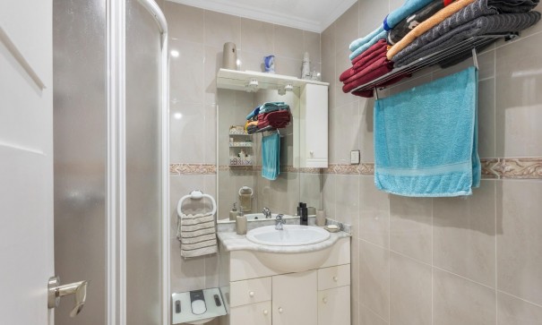 Återförsäljning - Lägenhet lägenhet -
Torrevieja - La Siesta - El Salado - Torreta