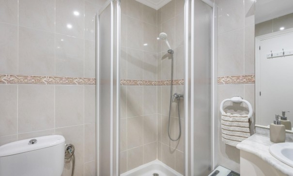 Återförsäljning - Lägenhet lägenhet -
Torrevieja - La Siesta - El Salado - Torreta