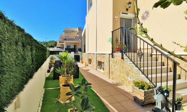 Venta - Casa de pueblo -
San Miguel de Salinas