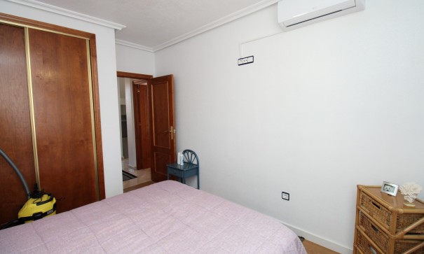 Venta - Casa de pueblo -
San Miguel de Salinas