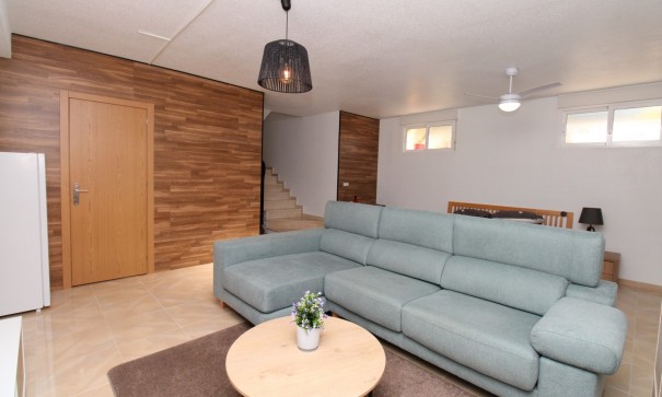 Venta - Casa de pueblo -
San Miguel de Salinas