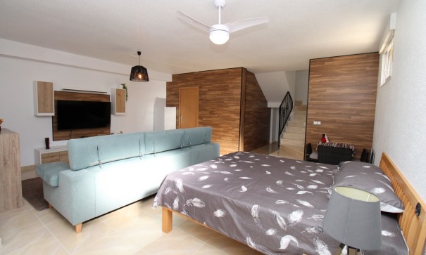 Venta - Casa de pueblo -
San Miguel de Salinas