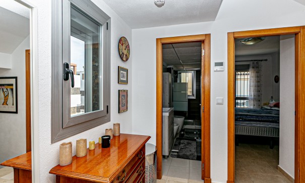 Herverkoop - Stadswoning -
Guardamar del Segura