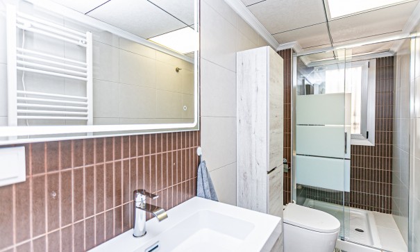 Herverkoop - Stadswoning -
Guardamar del Segura