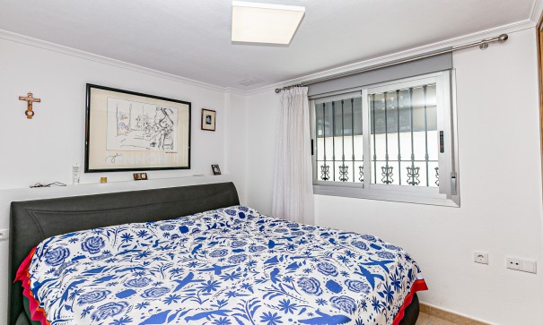 Herverkoop - Stadswoning -
Guardamar del Segura