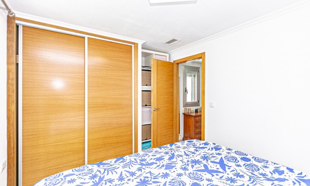 Herverkoop - Stadswoning -
Guardamar del Segura