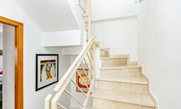 Herverkoop - Stadswoning -
Guardamar del Segura