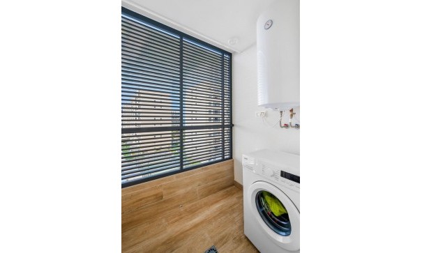 Revente - Appartement -
Torrevieja - Punta Prima